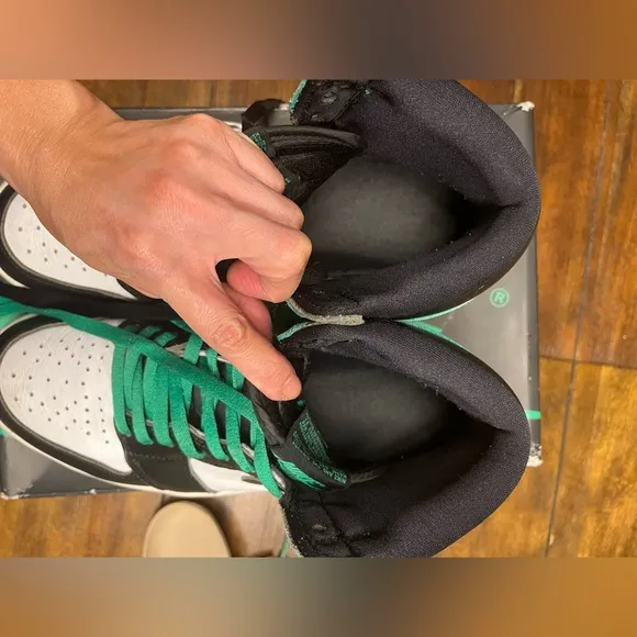 2023 Air Jordan 1 Retro High OG 'Lucky Green'