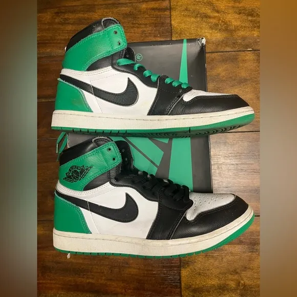 2023 Air Jordan 1 Retro High OG 'Lucky Green'