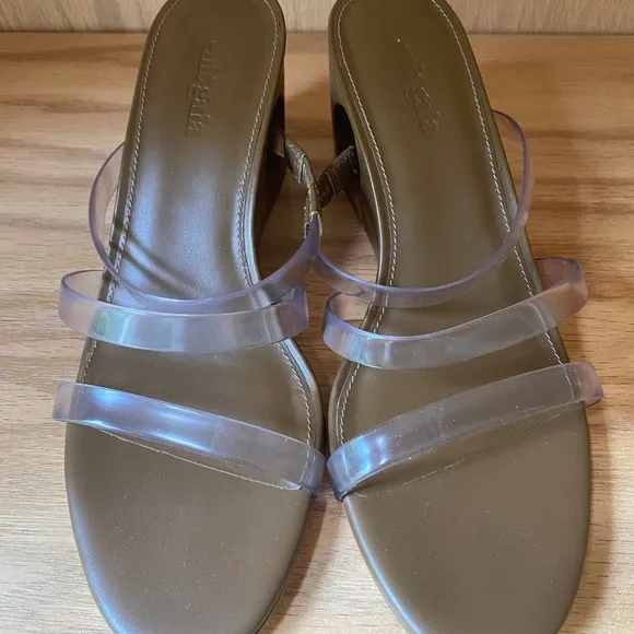 2023 Cult Gaia Merced Vinyl Wedge Sandals Size 37 EU