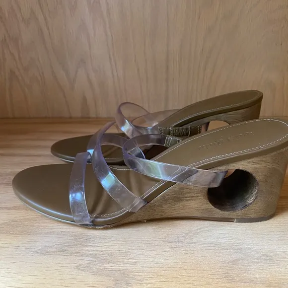 2023 Cult Gaia Merced Vinyl Wedge Sandals Size 37 EU
