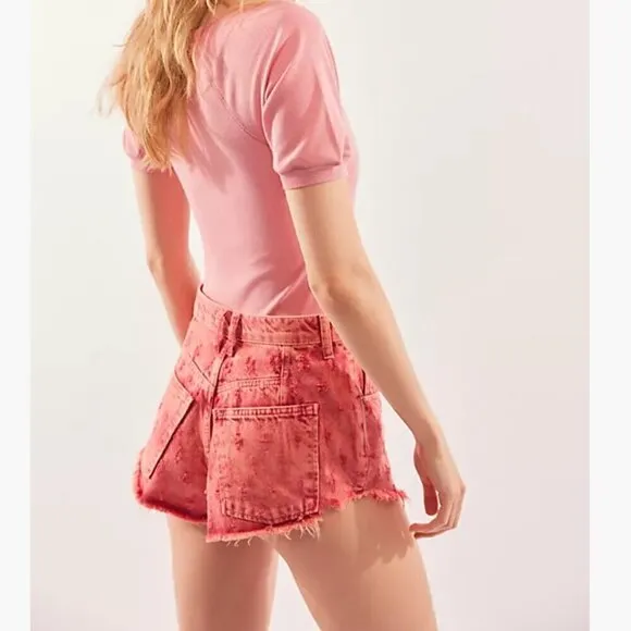 #42 NWT Free People Mixed Emotions High Rise Short in Dragonfruit Sorbet