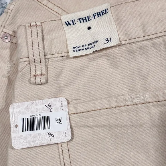 #59 NWT Free People Now Or Never Denim Shorts in Ecru