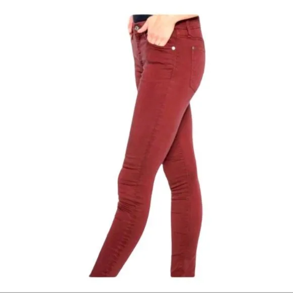 7 FOR ALL MANKIND burgundy red b(air) lightweight skinny jeans