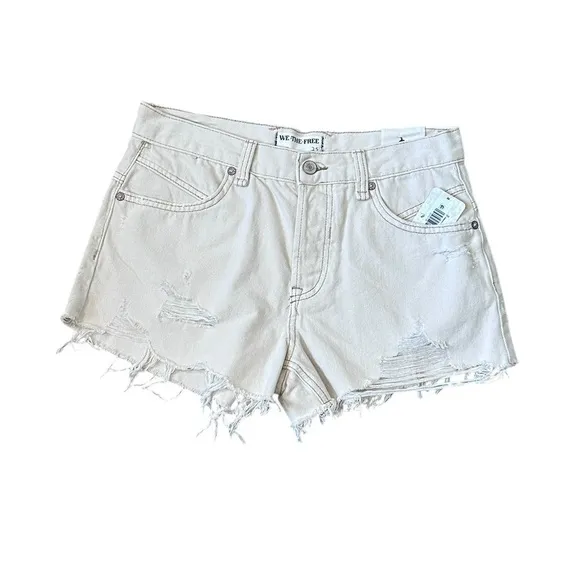 #71 NWT Free People Now Or Never Denim Shorts in Ecru