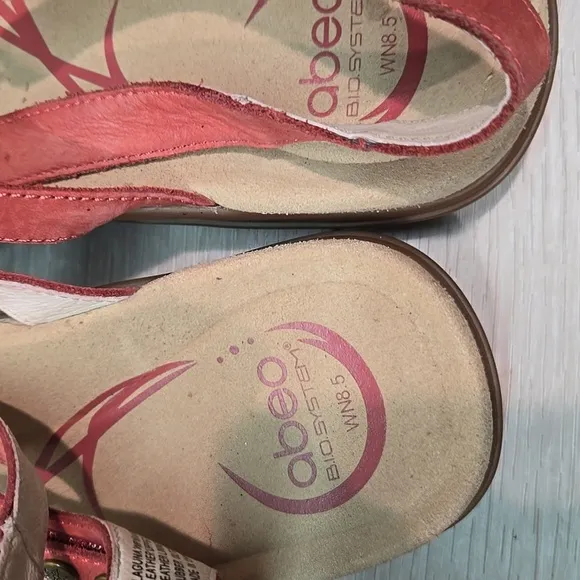 Abeo Women Bio System Strappy Leather Sandals shoes sz 8.5