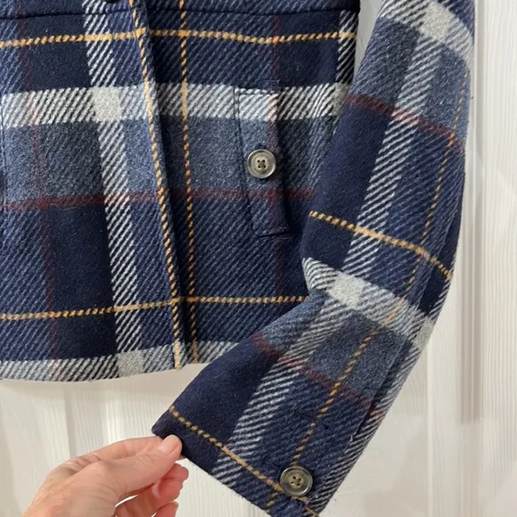 Abercrombie kids plaid coat Size Small