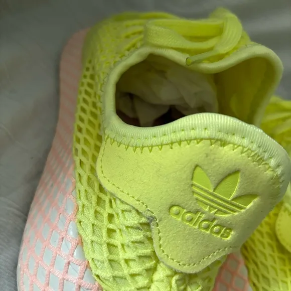Adidas Deerupt “Glow” Women’s 9.5 Bright Yellow / Diamond Weave Pink