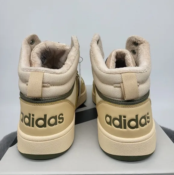Adidas HOOPS 3.0 MID LIFESTYLE BASKETBALL CLASSIC FUR LINING WINTERIZED SHOES