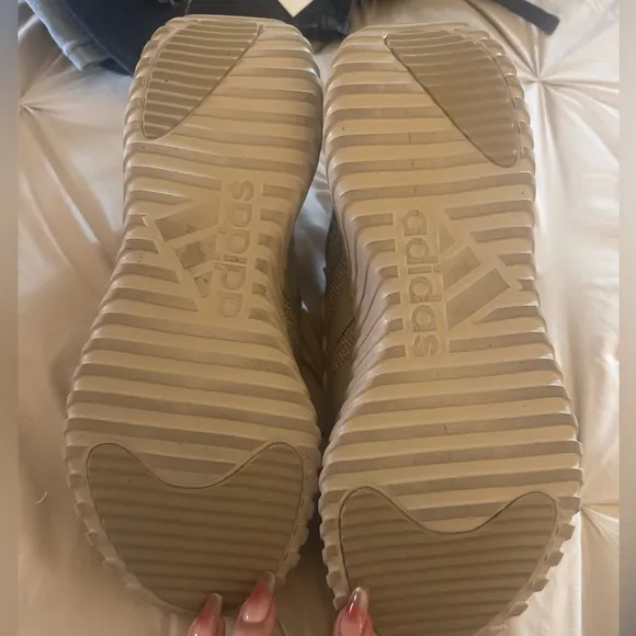 Adidas Men 8.5 Women 9.5Unisex Kaptir 3.0 ClayRunning Shoes Beige KhakiGum