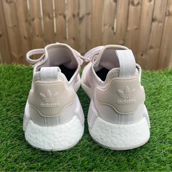adidas Originals NMD_R1 Sneaker Orchid Tint Women’s size - 9