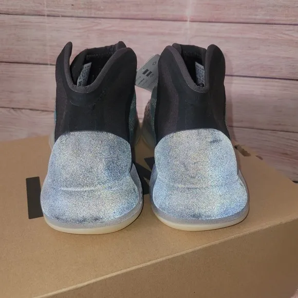 adidas Yeezy Quantum Teal‎ Blue 5