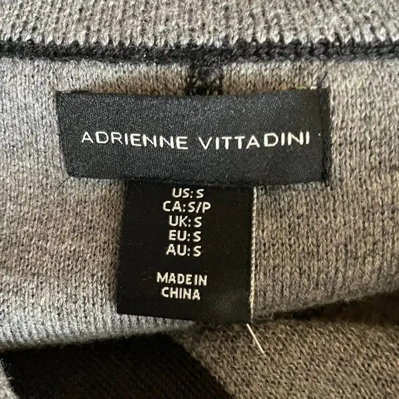 Adrienne Vittadini Black &amp; Gray Plaid Sweater Coat Size Small