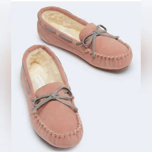 Aeropostale Women's Pink Suede Moccasins