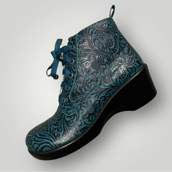 Alegria Eliza Teal Tooled Boots Sz 36