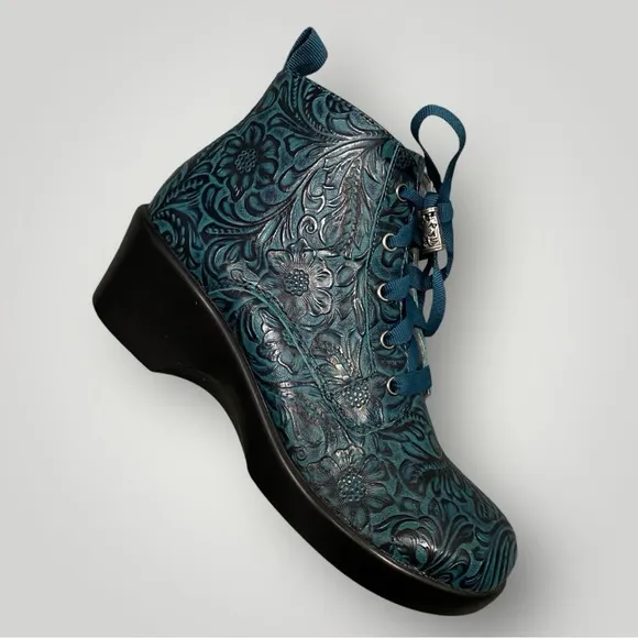 Alegria Eliza Teal Tooled Boots Sz 36