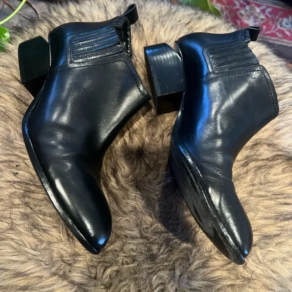Alexander Wang Black Leather Ankle Boots cutout heels sz 9 preowned