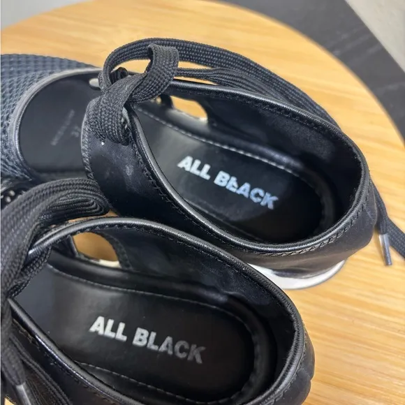 All Black Women's Size 6.5 EU 37 Amazing Mesh Sneakers Laceup Tie Sandal Shoes
