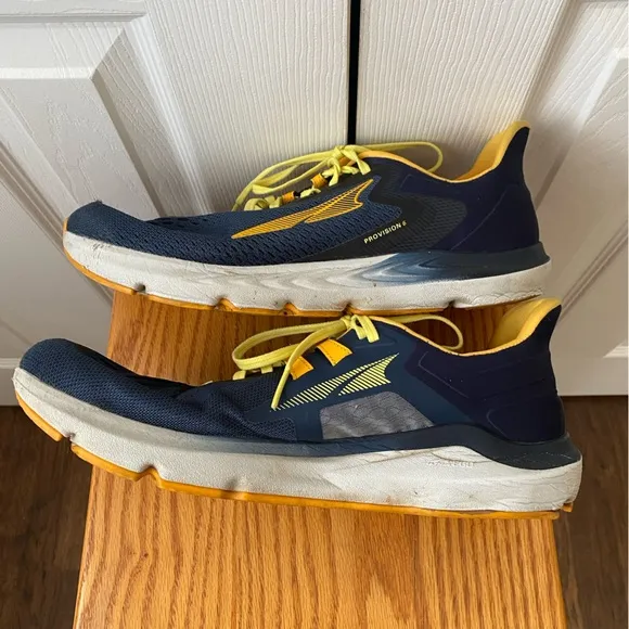 Altra Provision 6 Navy/Gold Lightweight Running Shoes SZ 12.5