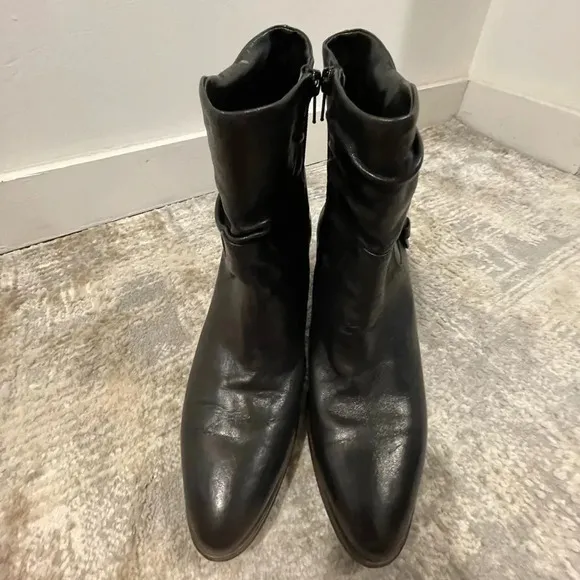 Amalfi by Rangoni Women's Vintage Italian High Heel Black Boots, Soft Leather 11