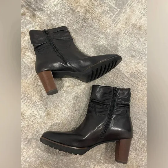 Amalfi by Rangoni Women's Vintage Italian High Heel Black Boots, Soft Leather 11