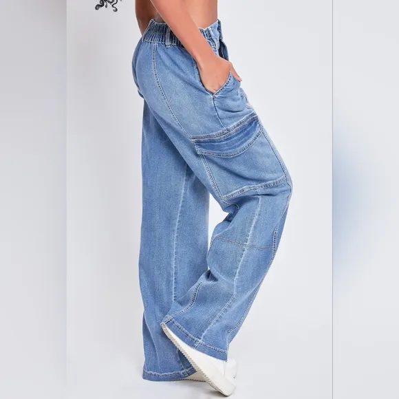 Andie High Waisted Cargo Jeans