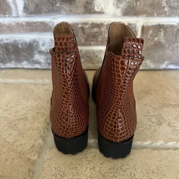 Andre Assous Peggy Chelsea‎ Boot Booties Leather Women Embossed Croc Brown 6.5 M