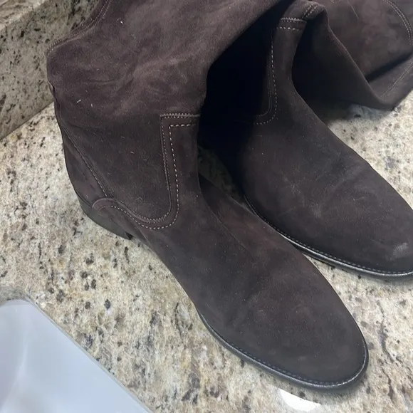 ANN MASHBURN Brown Suede Heeled Boots