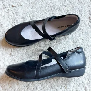 Aravon Black Leather Abbey Z-Strap Mary Jane Versatile Business Casual Shoes