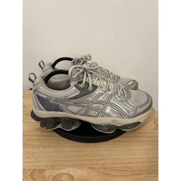 Asics Gel-Quantum Kinetic White/Light Dust Men's Size 8.5 EUC