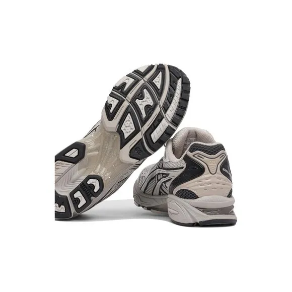 Asics Sneakers &amp; Slip-on Size US 7.5