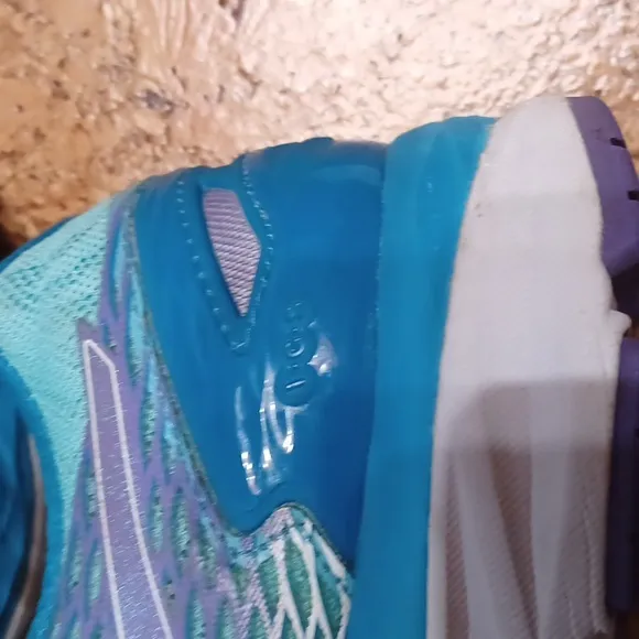 Asics Women's Gel Nimbus 18 Blue &amp; Purple Running Shoes Size 8