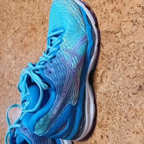 Asics Women's Gel Nimbus 18 Blue &amp; Purple Running Shoes Size 8