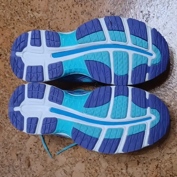 Asics Women's Gel Nimbus 18 Blue &amp; Purple Running Shoes Size 8