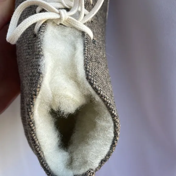 ASPORTUGUESAS  Cake Lace Up Wool Ankle Boots
