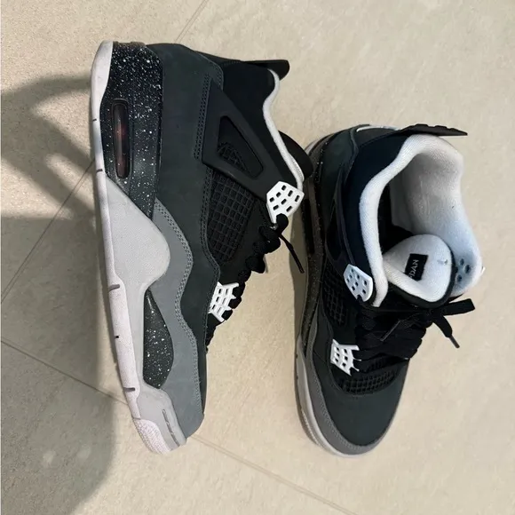 Authentic Nike AJ4 Ret ‘FEAR’ Black and Gray Sneakers size men’s 8