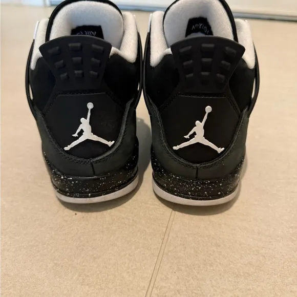 Authentic Nike AJ4 Ret ‘FEAR’ Black and Gray Sneakers size men’s 8