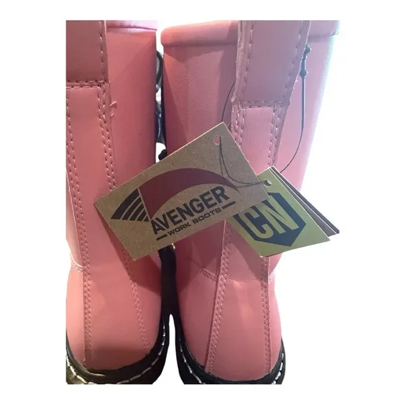 Avenger Women’s A702 Fortune Work Boots - New with Box (Size 7.5)