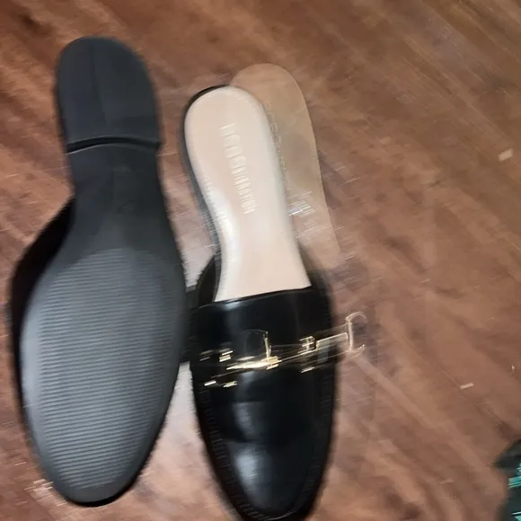BCBGeneration women’s Size 10 Zorie Mule/ slide black with gold hardware