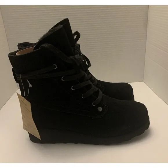 BearPaw Krista Black Suede Low Heel Size 8 Sheepskin/Wool Water Resistant Bootie