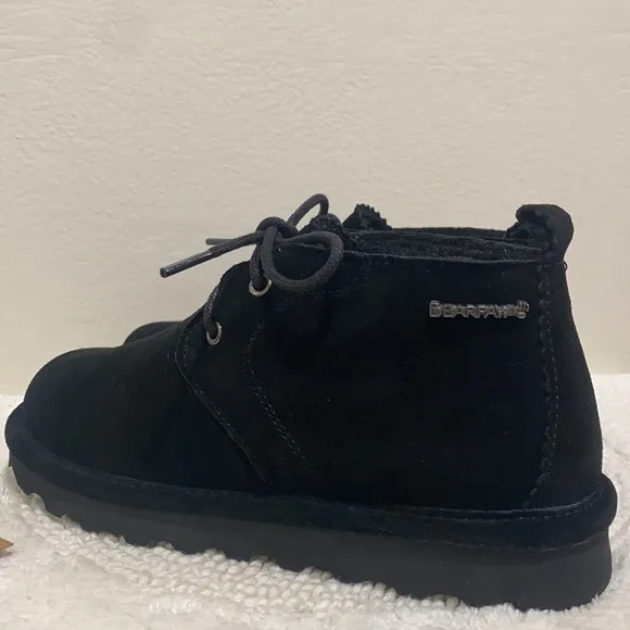 BEARPAW Women’s Skye Boots NWT