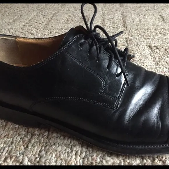 Beautiful shoes by Johnston &amp; Murphy size 91/2 m