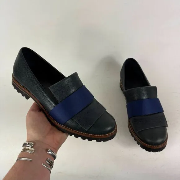 Bernardo ORA Loafer Flat Women's 8 Navy Leather Satin Slip-On Comfort Shoes