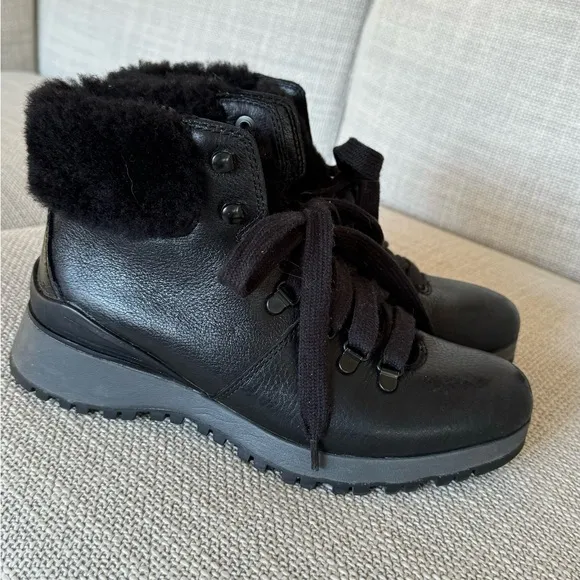 Bionic Women's Black Leather Boots Size 7.5