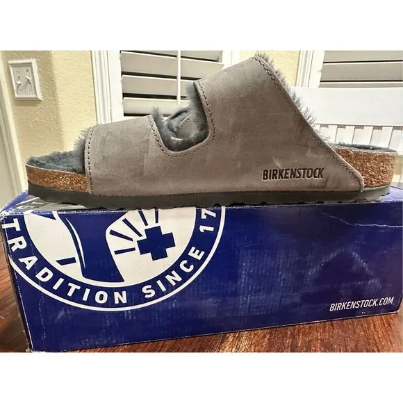 Birkenstock Iron Gray Shearling Arizona Sandals Size 38 or Womens 7-7.5