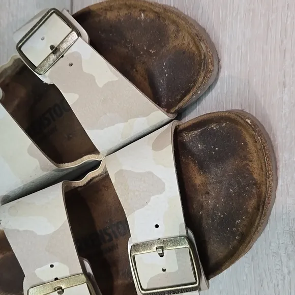 Birkenstock Women Camo Arizona Sandals shoes sz 37/6 Narrow