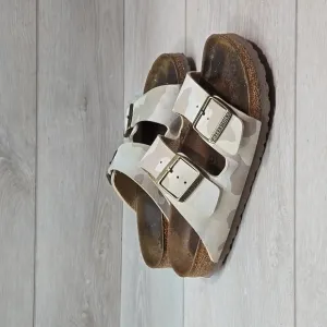 Birkenstock Women Camo Arizona Sandals shoes sz 37/6 Narrow