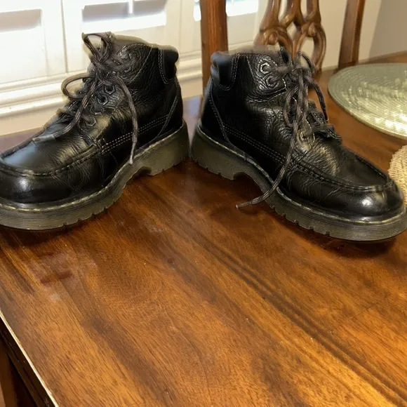 Black Men's Leather Boots unisex.