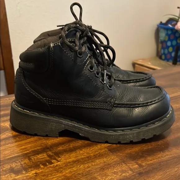 Black Men's Leather Boots unisex.