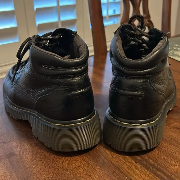 Black Men's Leather Boots unisex.