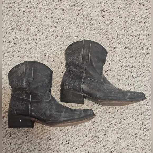 Black Roper Cowboy Boots